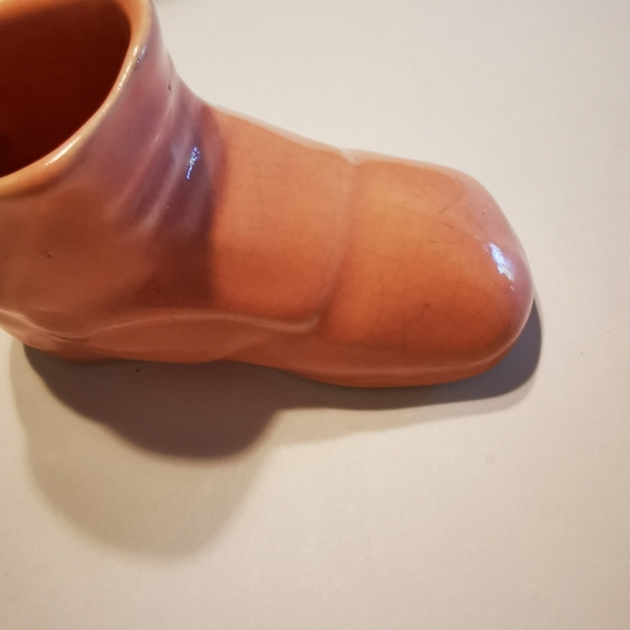 Vintage Porcelain Salmon Pink Baby Shoe Planter - Picture 13 of 14